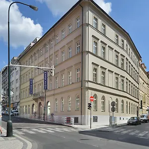 ea-hotel-new-town.praguehotelsweb.com/